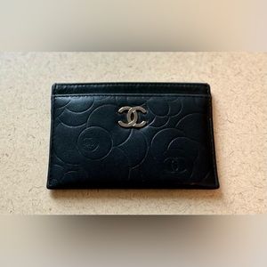 CHANEL Camellia Interlocking CC Card Holder